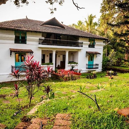 Island House Goa Hotel Goltim Eksteriør billede