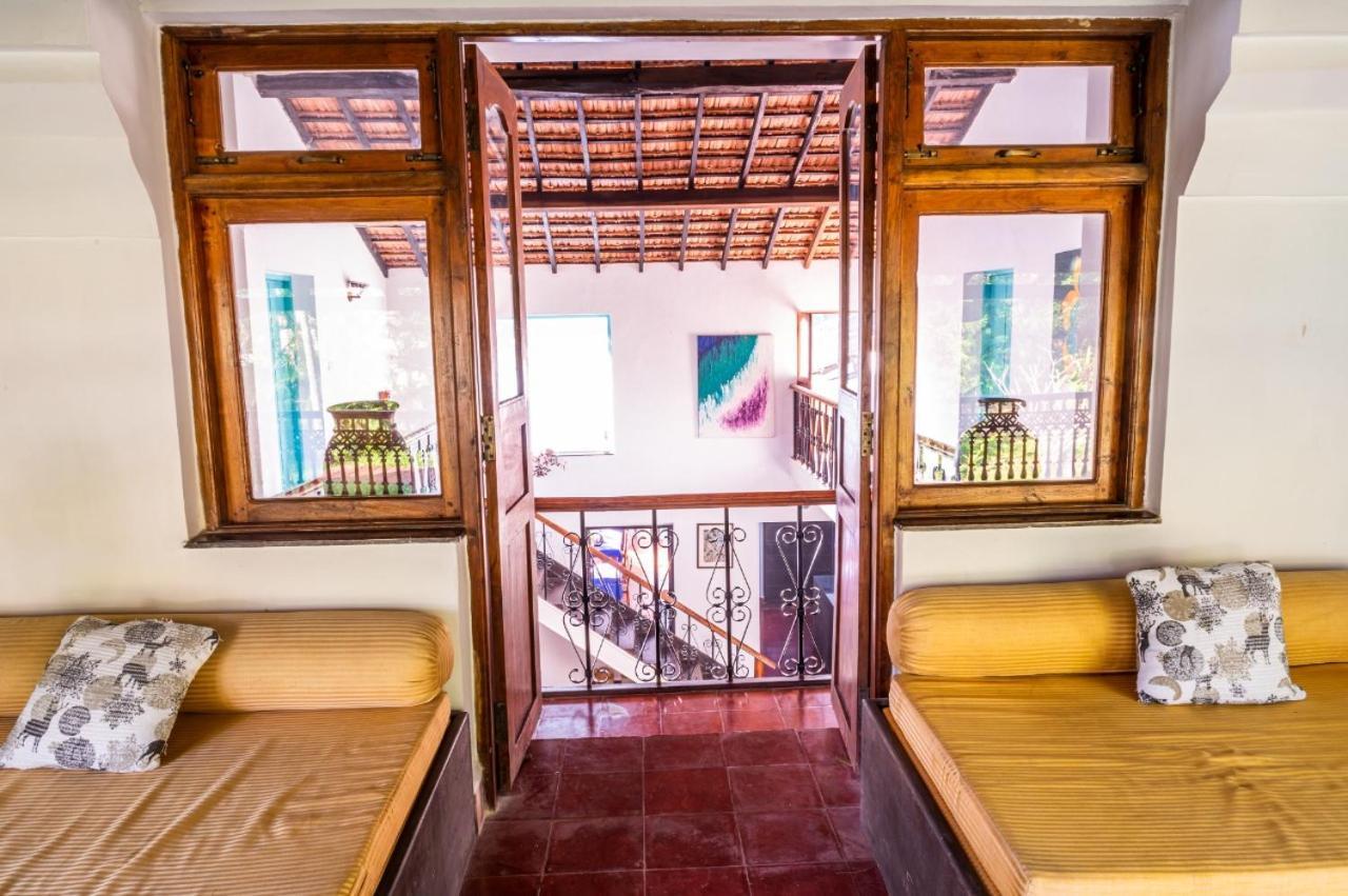 Island House Goa Hotel Goltim Eksteriør billede