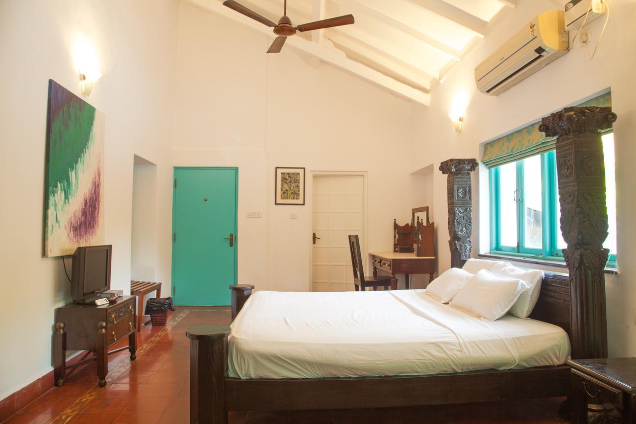 Island House Goa Hotel Goltim Eksteriør billede