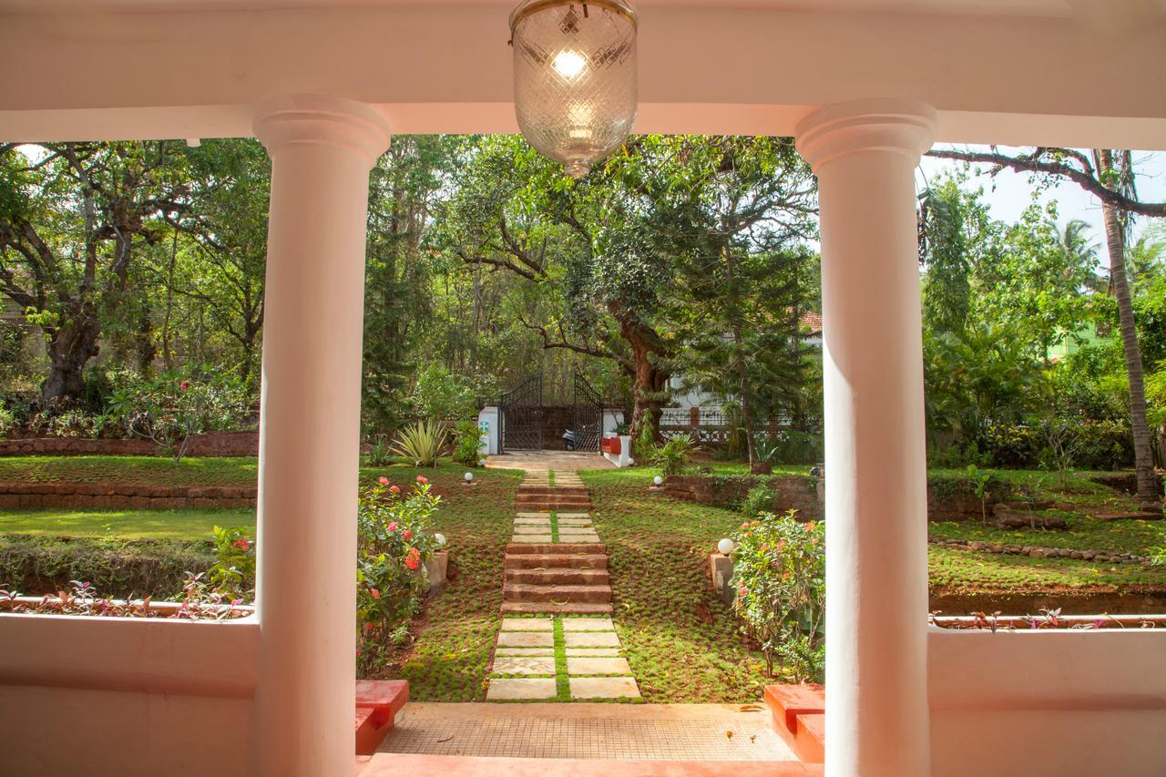 Island House Goa Hotel Goltim Eksteriør billede