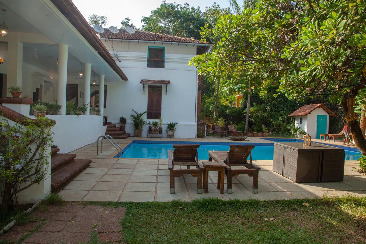 Island House Goa Hotel Goltim Eksteriør billede